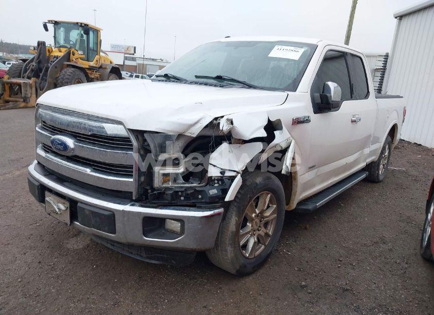 Photo 2 of 2016 Ford F-150 LARIAT (VIN 1FTEX1CP0GKE60824)