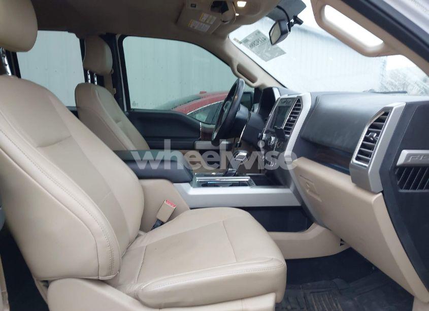 Photo 5 of 2016 Ford F-150 LARIAT (VIN 1FTEX1CP0GKE60824)