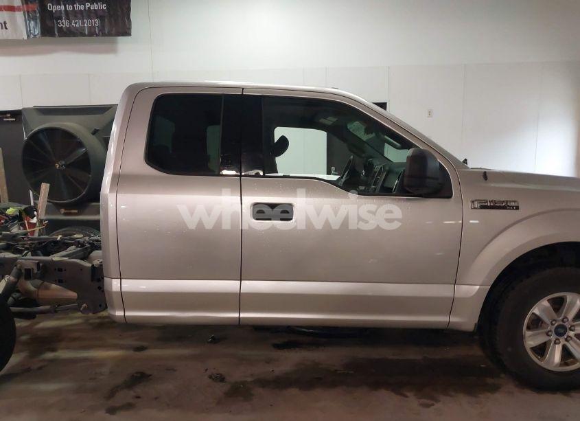 Photo 14 of 2018 Ford F-150 XLT (VIN 1FTEX1CP0JFC91565)