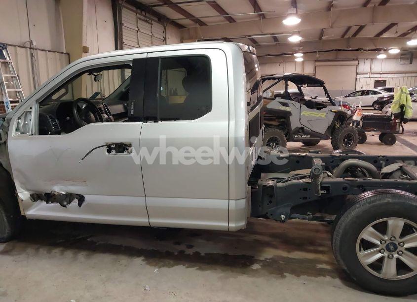 Photo 15 of 2018 Ford F-150 XLT (VIN 1FTEX1CP0JFC91565)