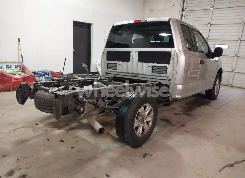 Photo 4 of 2018 Ford F-150 XLT (VIN 1FTEX1CP0JFC91565)