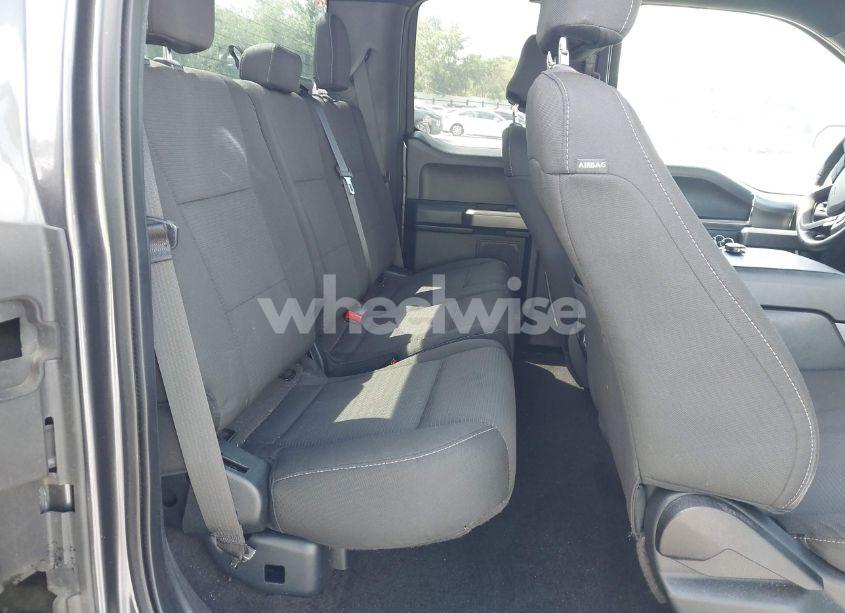 Photo 8 of 2015 Ford F-150 XLT (VIN 1FTEX1CP2FFC58977)