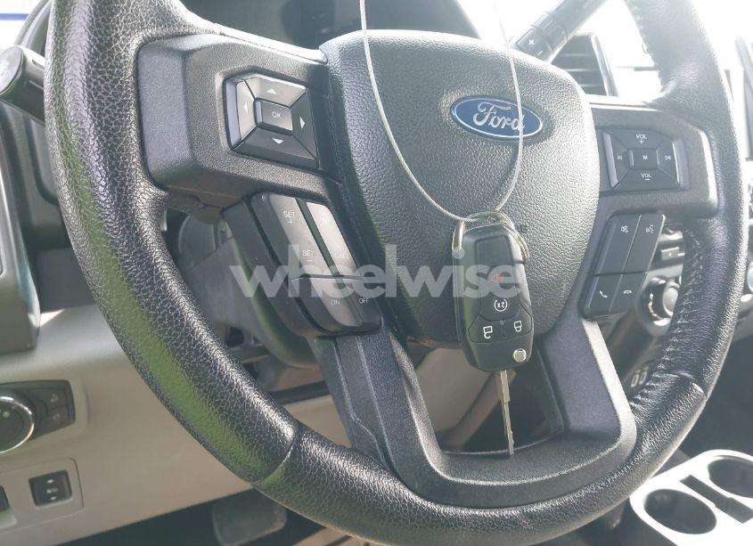 Photo 11 of 2016 Ford F-150 XLT (VIN 1FTEX1CP2GKF96940)