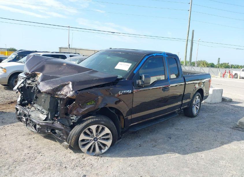 Photo 2 of 2018 Ford F-150 XL (VIN 1FTEX1CP3JKC77294)