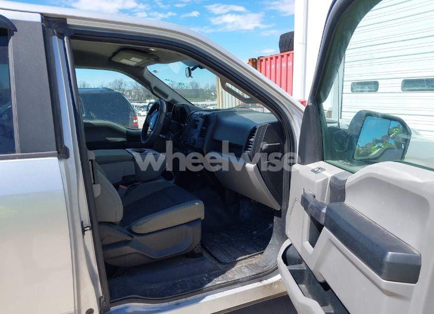 Photo 5 of 2015 Ford F-150 XL (VIN 1FTEX1CP4FKE29445)