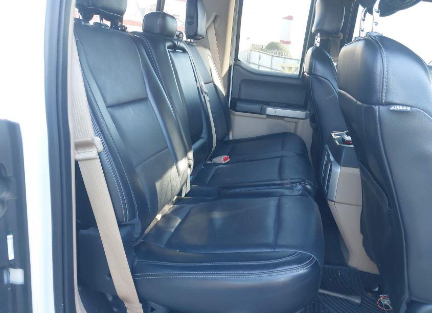 Photo 8 of 2016 Ford F-150 LARIAT (VIN 1FTEX1CP5GKE91289)