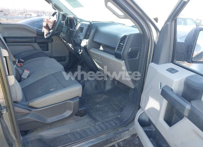 Photo 5 of 2016 Ford F-150 XL (VIN 1FTEX1CP9GKE73653)