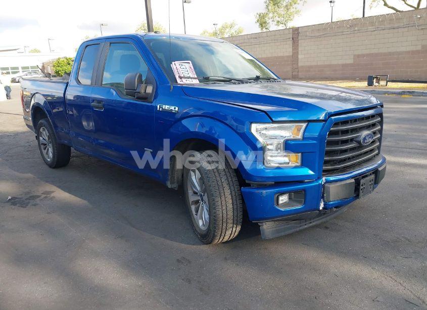 2017 Ford F-150 XL (VIN 1FTEX1CPXHKC55335) main photo