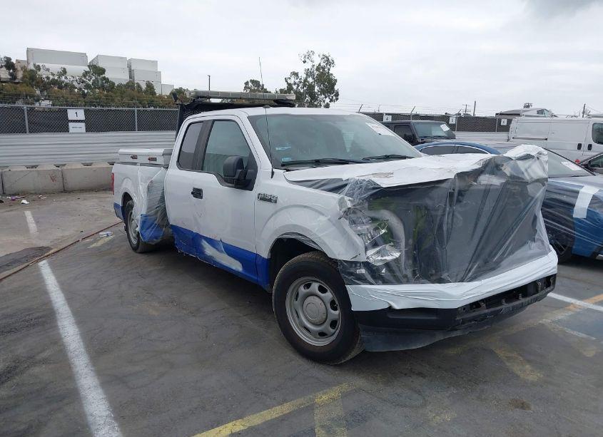 2018 Ford F-150 XL (VIN 1FTEX1CPXJKC04102) main photo
