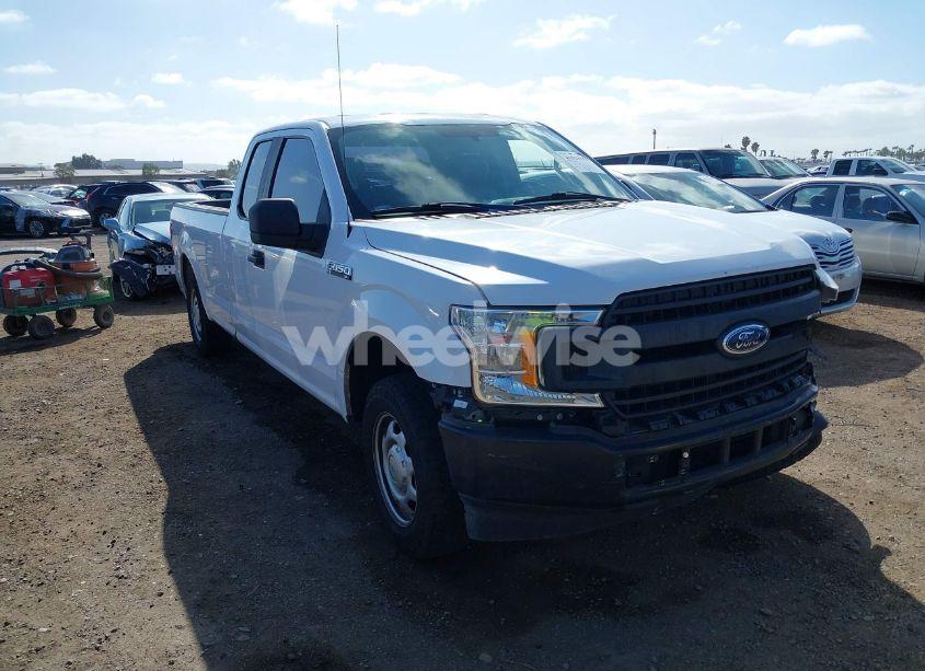 2018 Ford F-150 XL (VIN 1FTEX1CPXJKF15190) main photo
