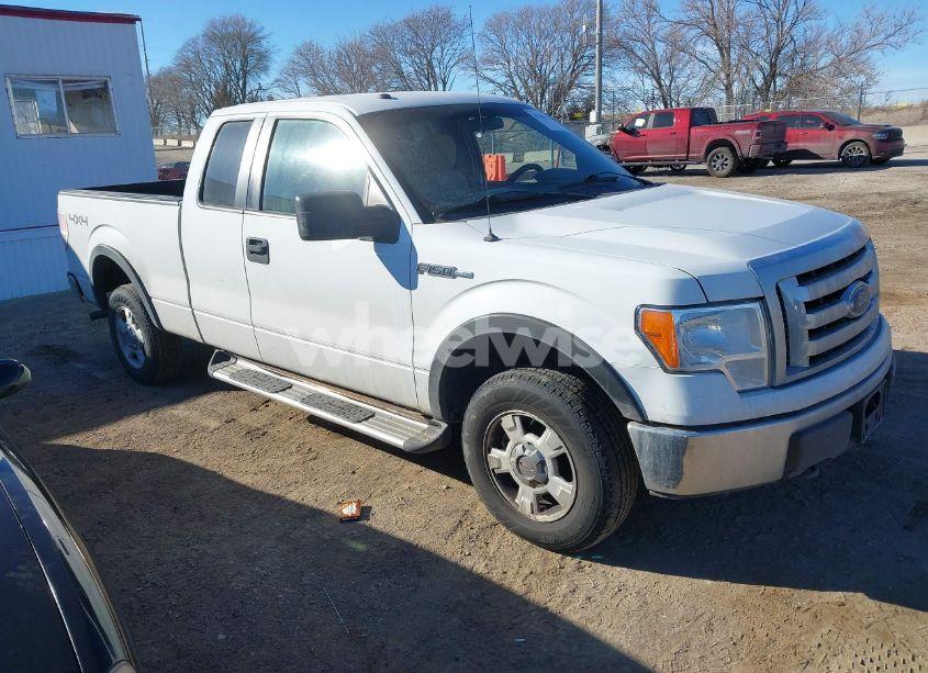 2010 Ford F-150 XLT (VIN 1FTEX1E82AFA70944) main photo