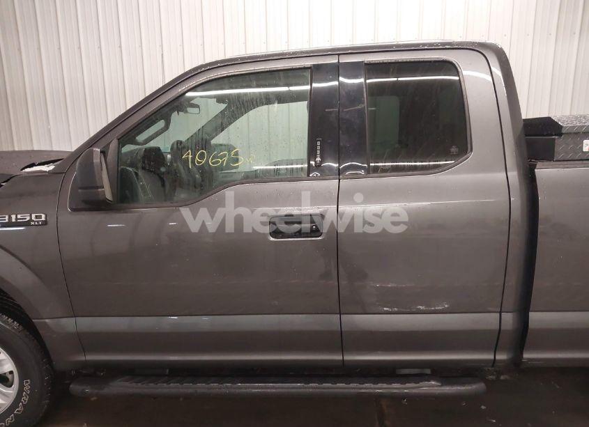 Photo 15 of 2017 Ford F-150 XLT (VIN 1FTEX1E82HFB75381)