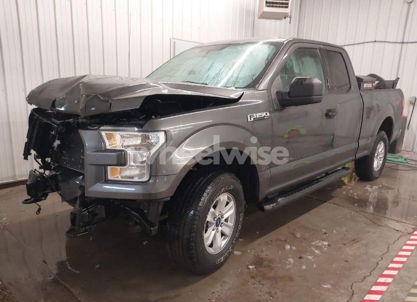 Photo 2 of 2017 Ford F-150 XLT (VIN 1FTEX1E82HFB75381)