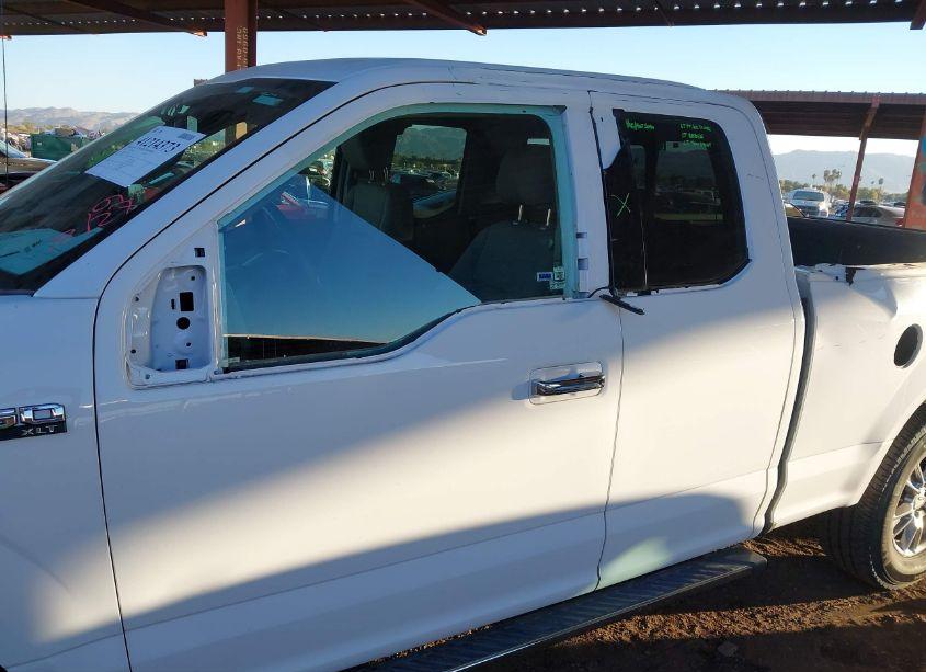 Photo 6 of 2015 Ford F-150 XLT (VIN 1FTEX1E87FFD13249)