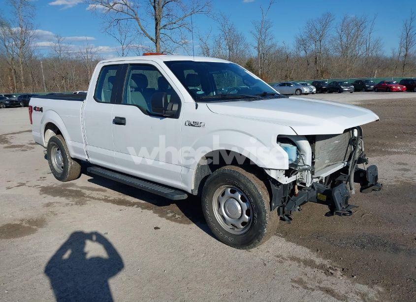 2017 Ford F-150 XL (VIN 1FTEX1E8XHKE38692) main photo
