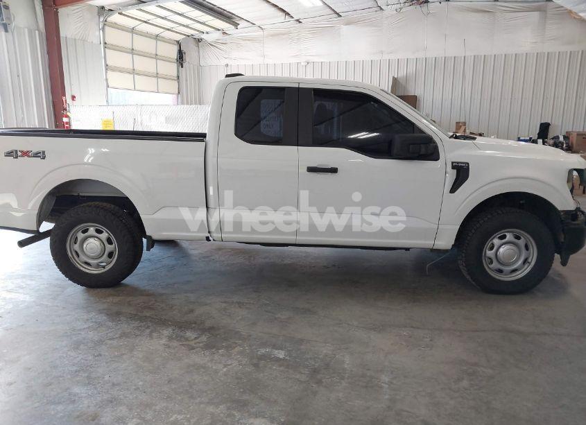 Photo 14 of 2021 Ford F-150 XL (VIN 1FTEX1EB2MFA42612)