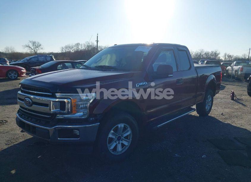 Photo 2 of 2018 Ford F-150 XLT (VIN 1FTEX1EB3JFA21375)