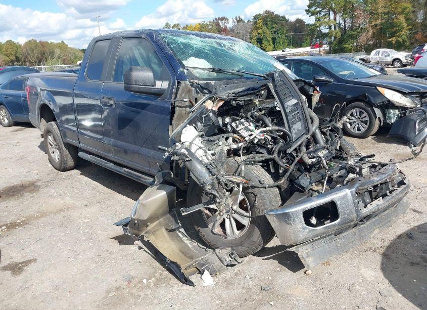 2017 Ford F-150 XL (VIN 1FTEX1EP0HFA18519) main photo