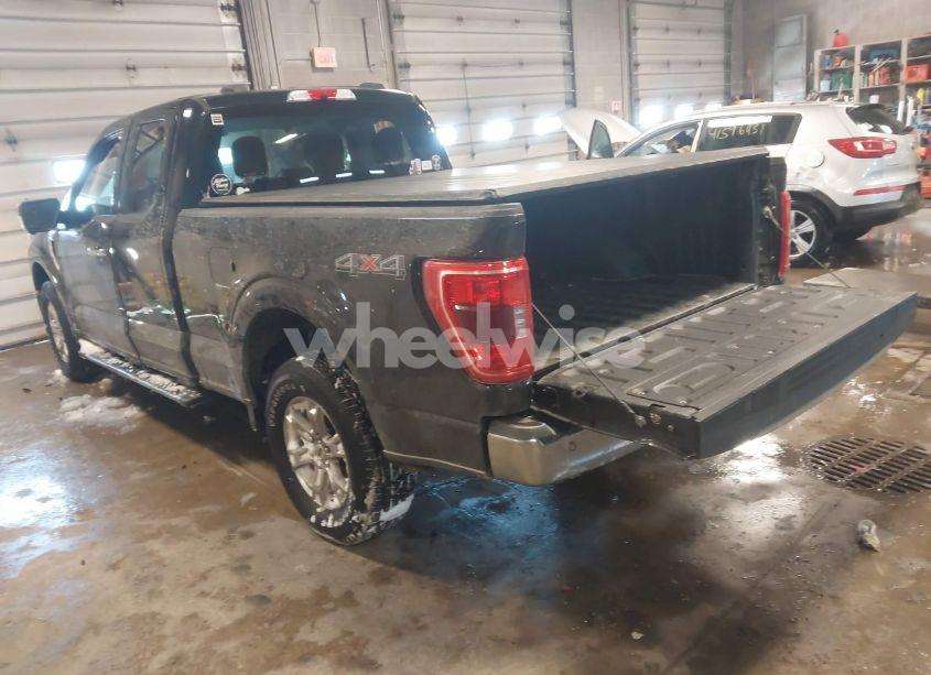 Photo 3 of 2021 Ford F-150 XLT (VIN 1FTEX1EP1MKE35570)
