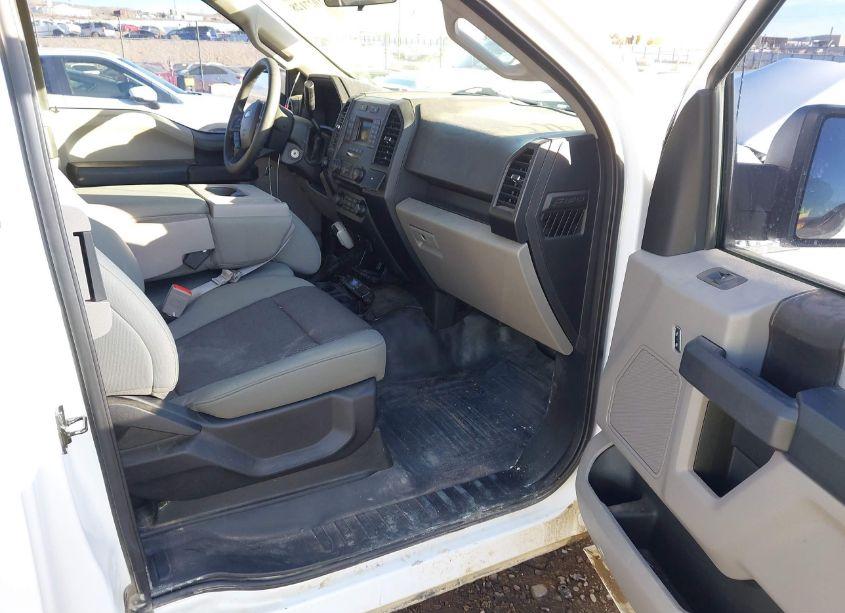 Photo 5 of 2018 Ford F-150 XL (VIN 1FTEX1EP2JKE37064)