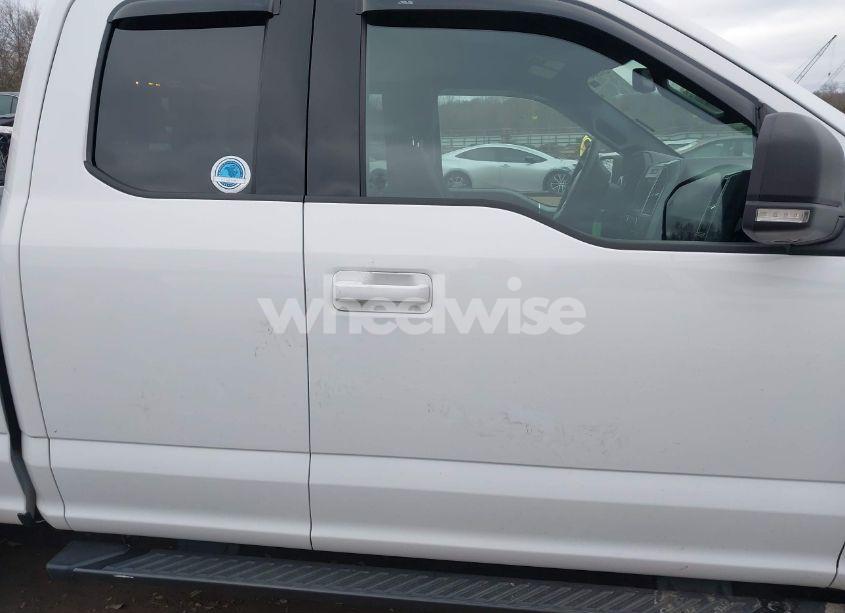 Photo 13 of 2018 Ford F-150 XLT (VIN 1FTEX1EP3JKD88182)