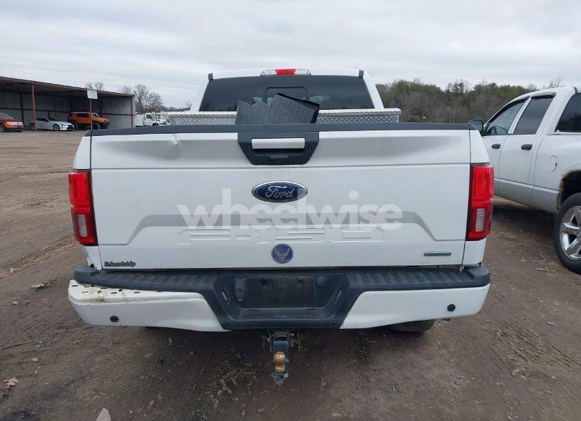 Photo 16 of 2018 Ford F-150 XLT (VIN 1FTEX1EP3JKD88182)
