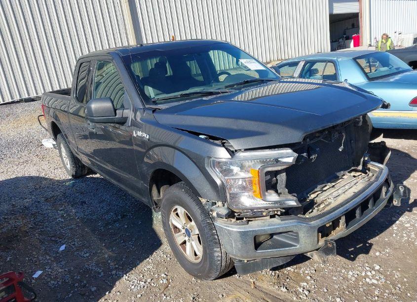 2018 Ford F-150 XLT (VIN 1FTEX1EP7JKC28984) main photo