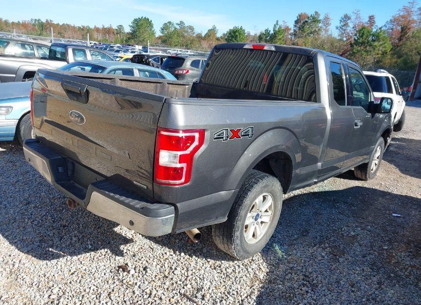Photo 4 of 2018 Ford F-150 XLT (VIN 1FTEX1EP7JKC28984)