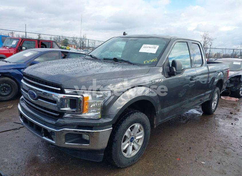 Photo 2 of 2020 Ford F-150 XLT (VIN 1FTEX1EP8LKD40535)