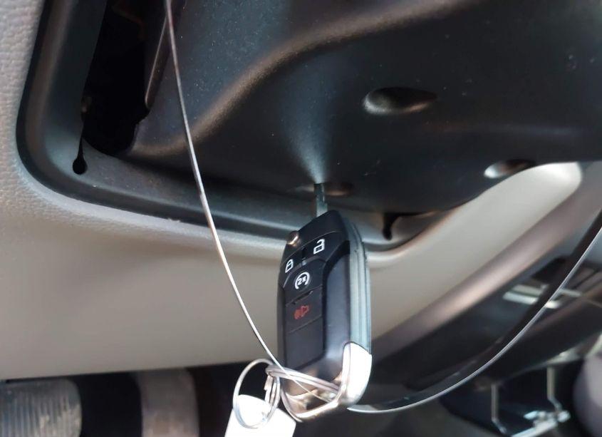 Photo 11 of 2018 Ford F-150 XLT (VIN 1FTEX1EPXJKG09096)