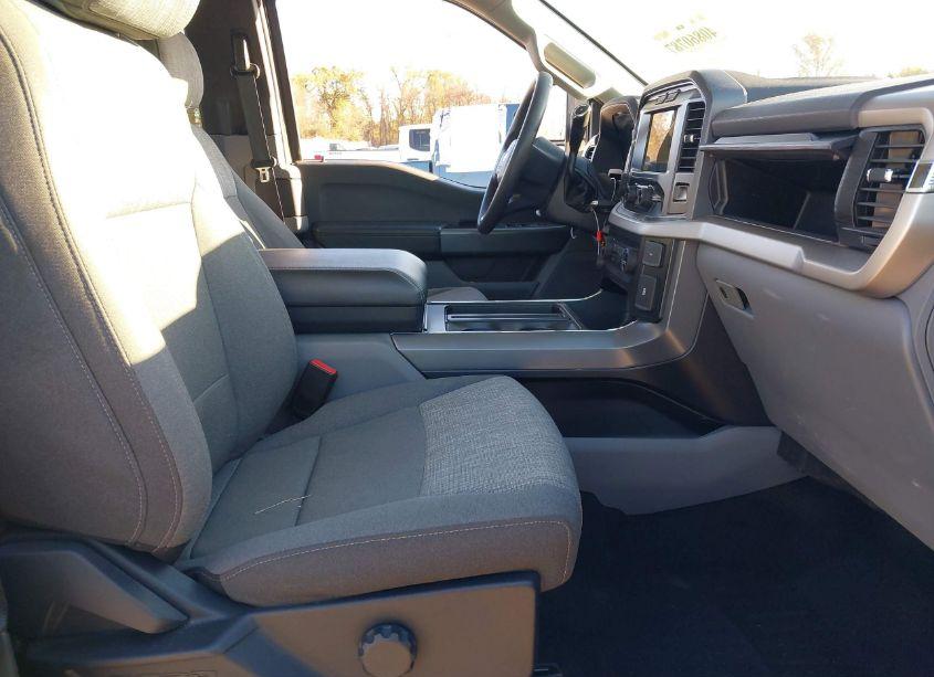 Photo 5 of 2021 Ford F-150 XLT (VIN 1FTEX1EPXMKE79051)