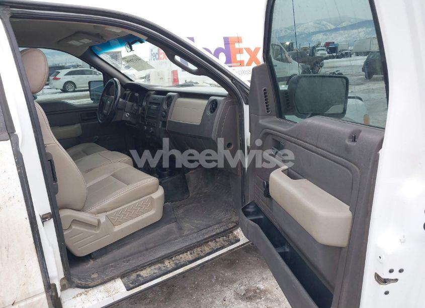 Photo 5 of 2010 Ford F-150 XL (VIN 1FTEX1EW7AKE10692)