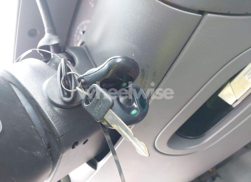 Photo 11 of 1997 Ford F-250 LARIAT/STANDARD/XL/XLT (VIN 1FTEX27L6VND20477)