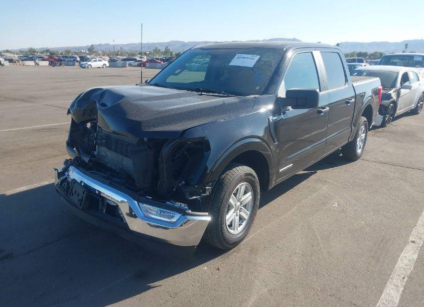 Photo 2 of 2022 Ford F-150 XL (VIN 1FTFW1CD1NFB29804)