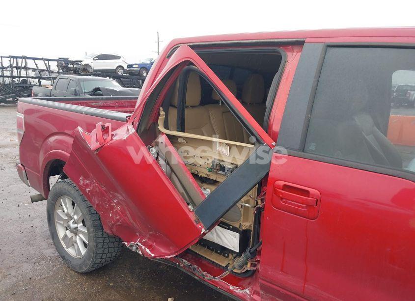 Photo 6 of 2011 Ford F-150 LARIAT (VIN 1FTFW1CF0BKE15938)