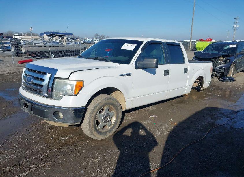 Photo 2 of 2011 Ford F-150 XLT (VIN 1FTFW1CF1BFD36481)