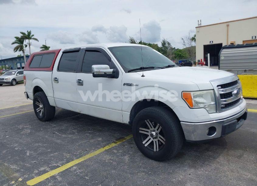 2013 Ford F-150 XLT (VIN 1FTFW1CF1DFA93418) main photo