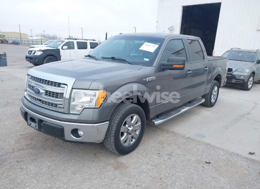Photo 2 of 2014 Ford F-150 XLT (VIN 1FTFW1CF1EKE30615)