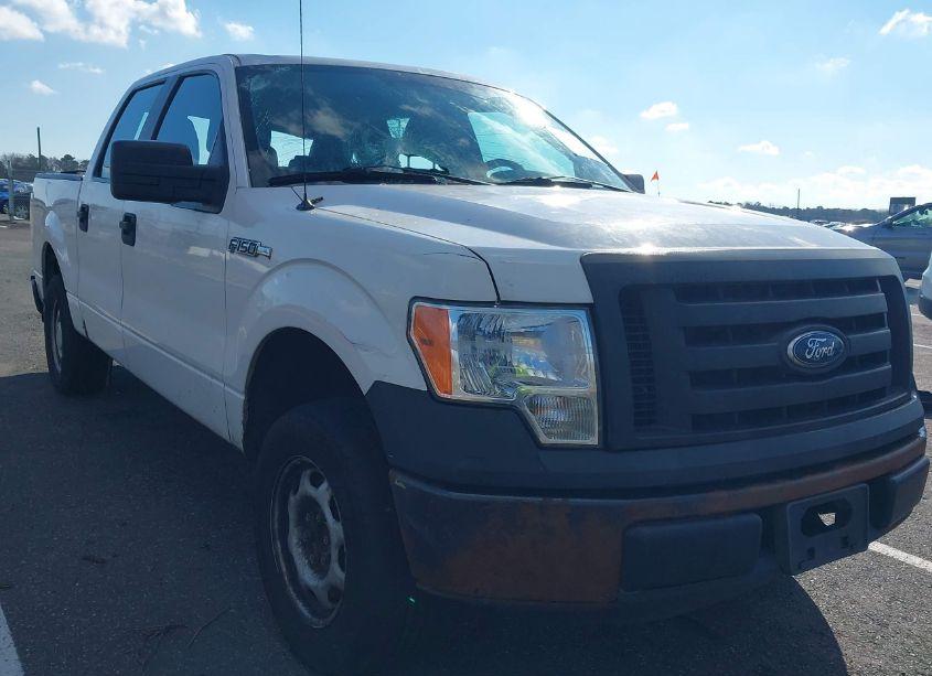 2011 Ford F-150 XL (VIN 1FTFW1CF2BFA23228) main photo