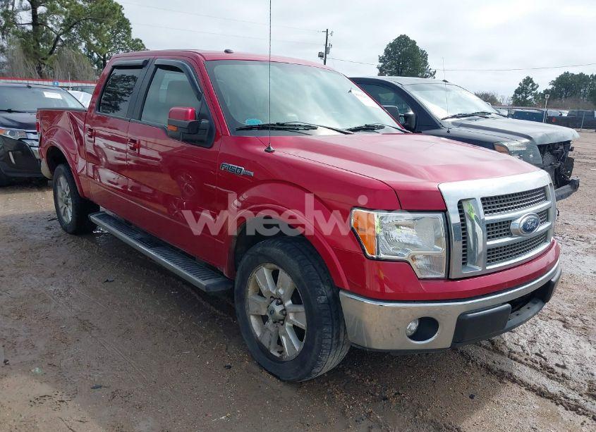 2011 Ford F-150 LARIAT (VIN 1FTFW1CF2BFB14273) main photo