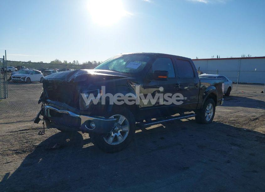 Photo 2 of 2013 Ford F-150 LARIAT (VIN 1FTFW1CF4DKD19359)