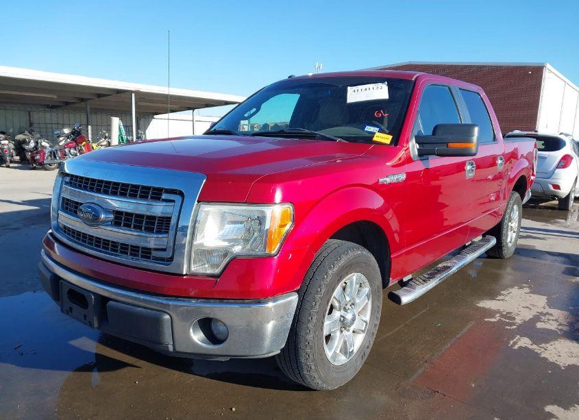 Photo 2 of 2013 Ford F-150 XLT (VIN 1FTFW1CF4DKF65568)