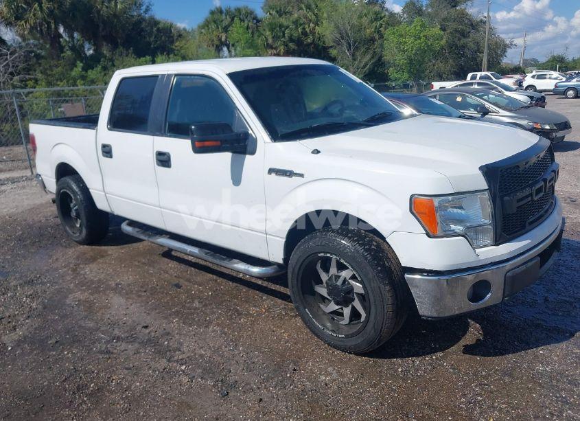 2011 Ford F-150 XLT (VIN 1FTFW1CF5BFB46327) main photo