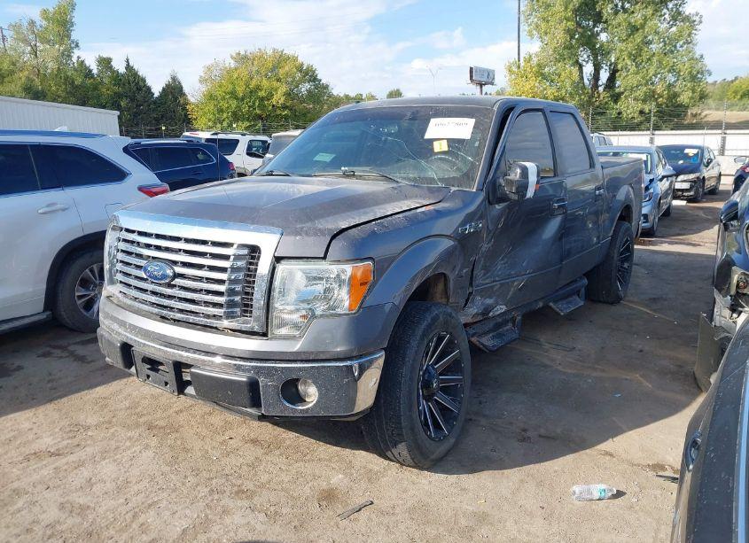 Photo 2 of 2011 Ford F-150 XLT (VIN 1FTFW1CF5BKD64985)