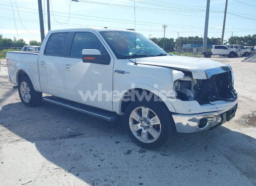 2013 Ford F-150 LARIAT (VIN 1FTFW1CF5DFA65413) main photo