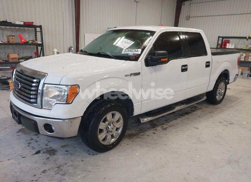 Photo 2 of 2011 Ford F-150 XLT (VIN 1FTFW1CF6BFB23400)