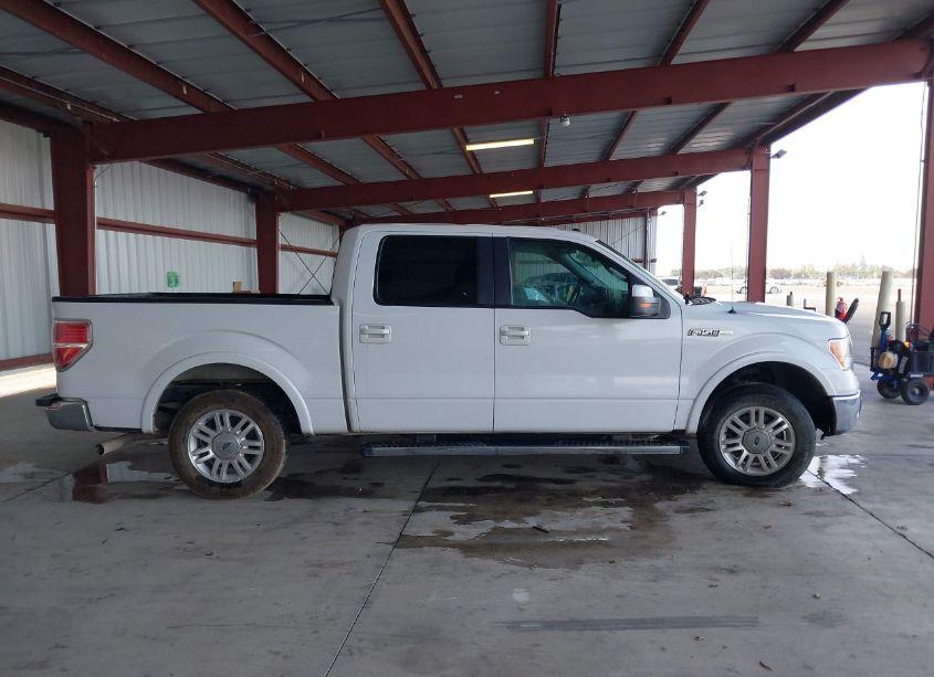 Photo 13 of 2014 Ford F-150 LARIAT (VIN 1FTFW1CF6EKF39619)