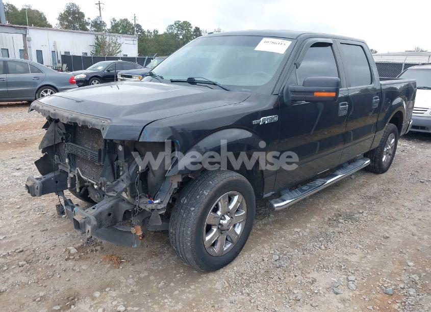 Photo 2 of 2013 Ford F-150 XLT (VIN 1FTFW1CF8DFB14992)