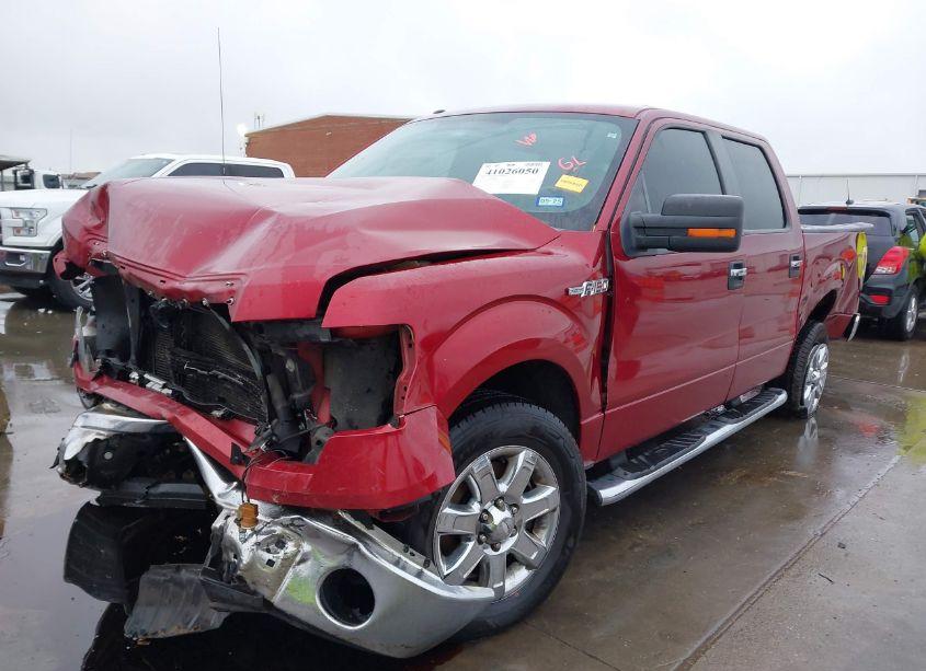 Photo 2 of 2013 Ford F-150 XLT (VIN 1FTFW1CF9DFA59968)