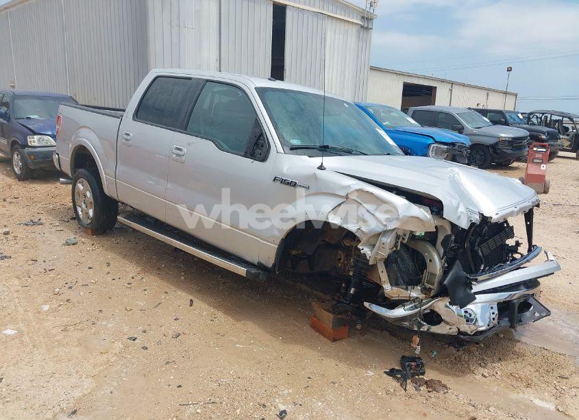 2014 Ford F-150 LARIAT (VIN 1FTFW1CF9EKE53544) main photo